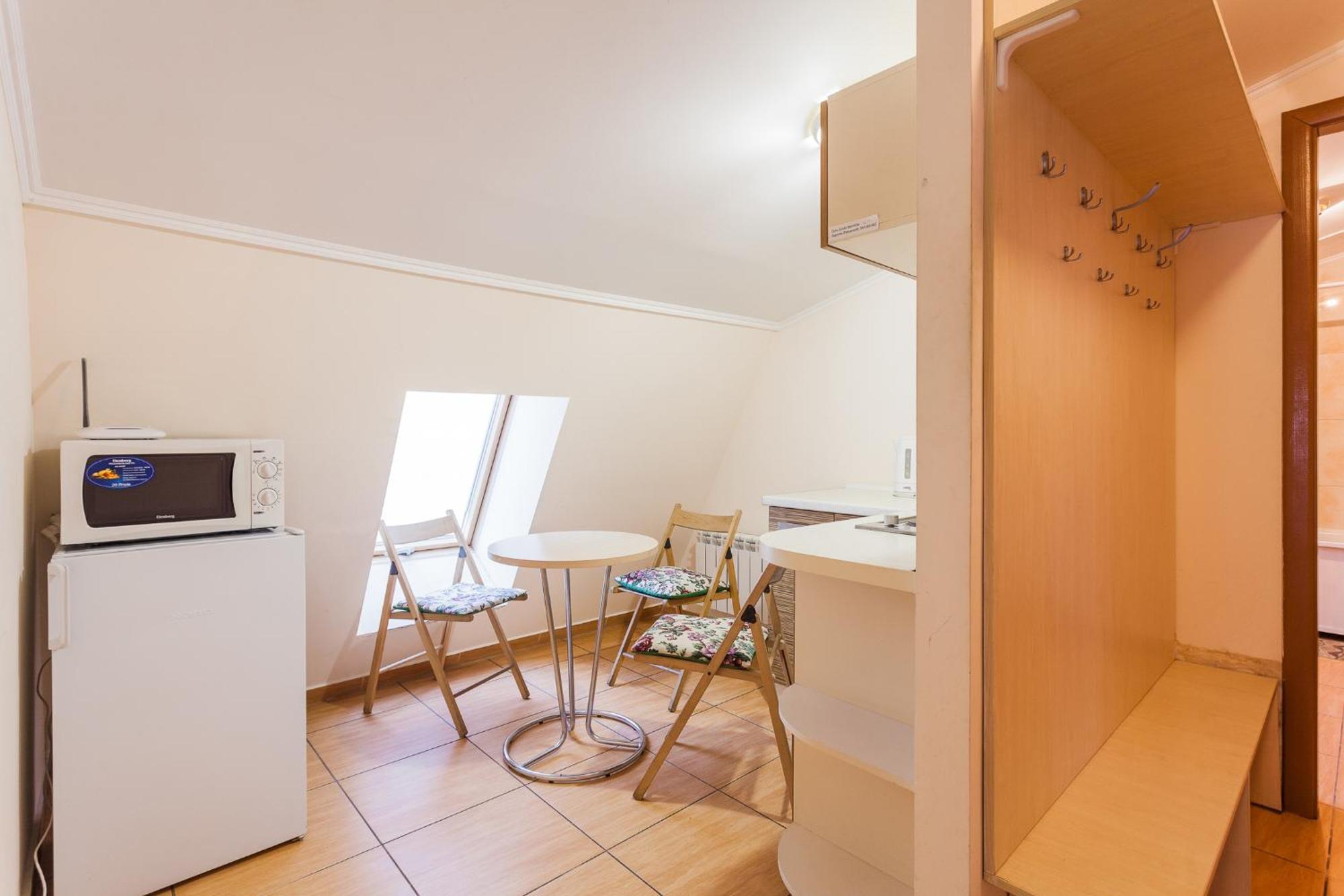 Apartment At Malaya Zhytomyrska 5 Kiev Ngoại thất bức ảnh