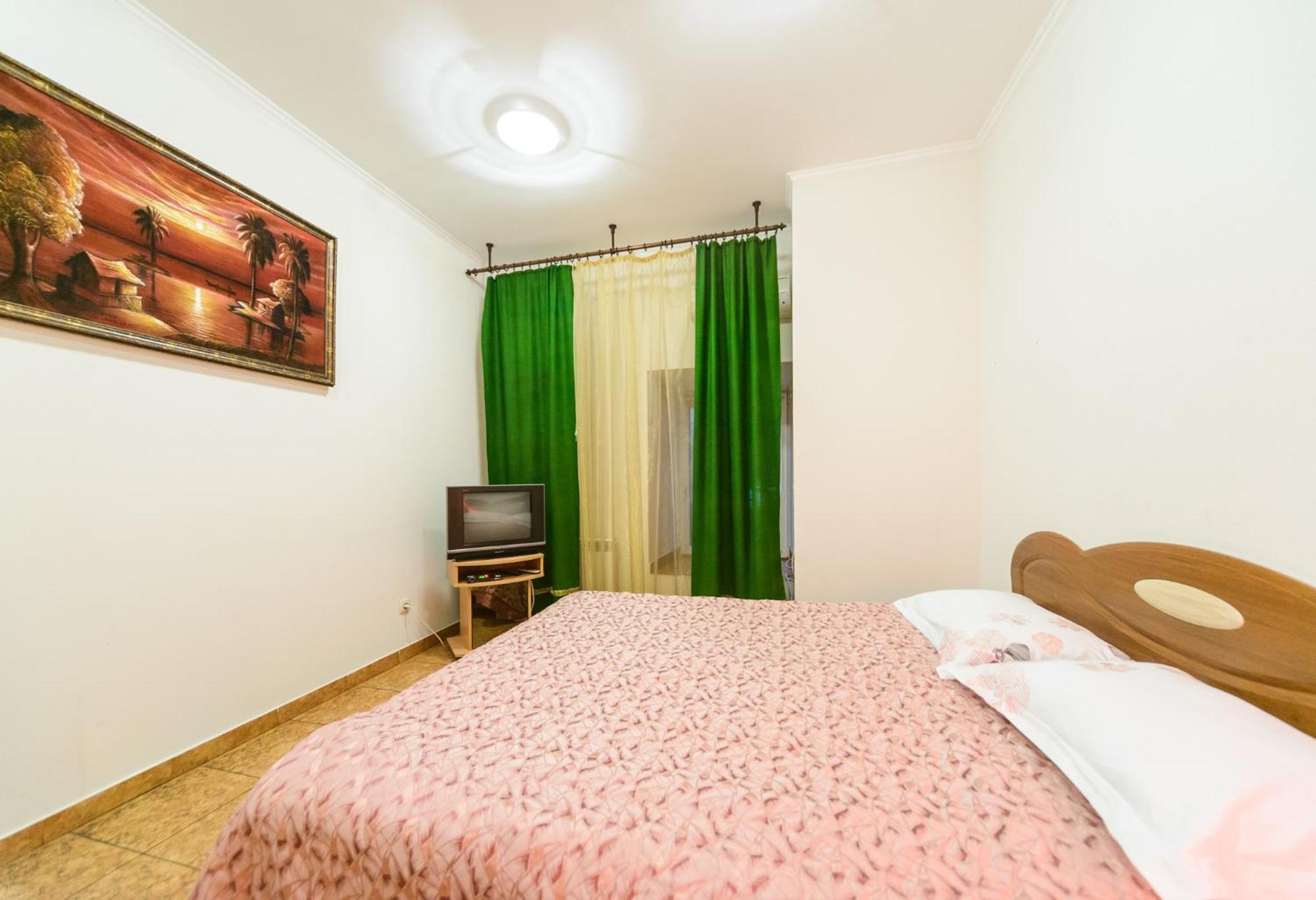 Apartment At Malaya Zhytomyrska 5 Kiev Ngoại thất bức ảnh