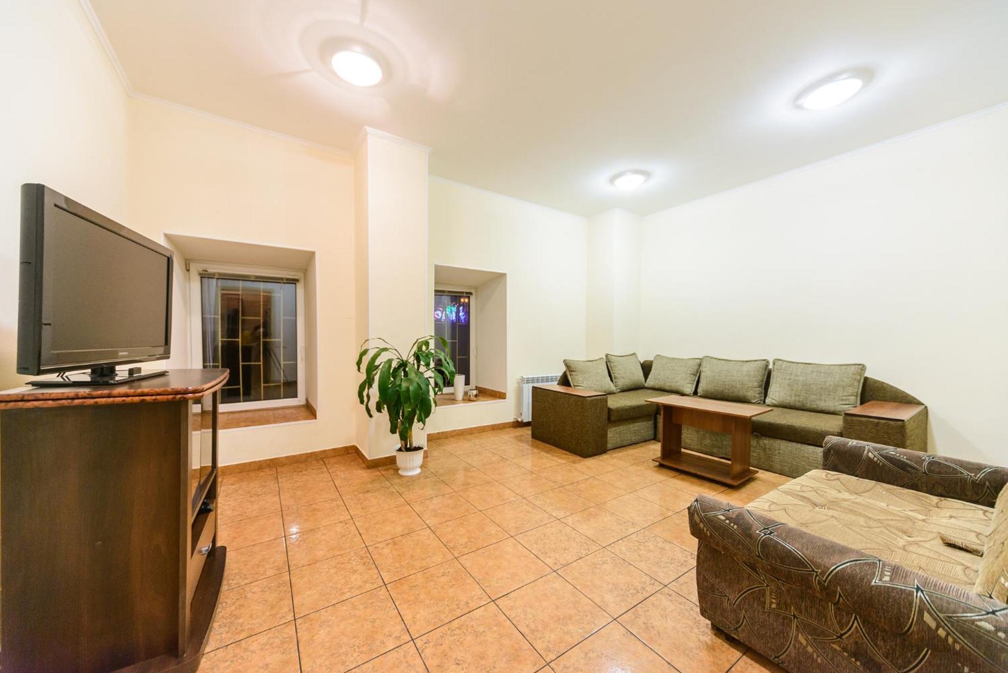 Apartment At Malaya Zhytomyrska 5 Kiev Ngoại thất bức ảnh